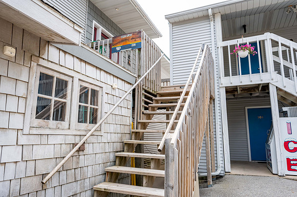 12747 Hwy 42 unit 1002 Gills Rock-3