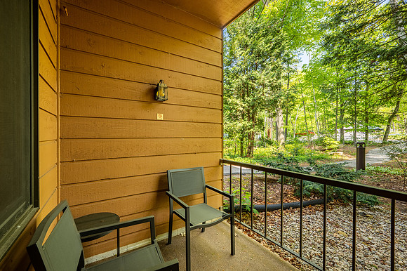 Landmark 2228 Egg Harbor-12