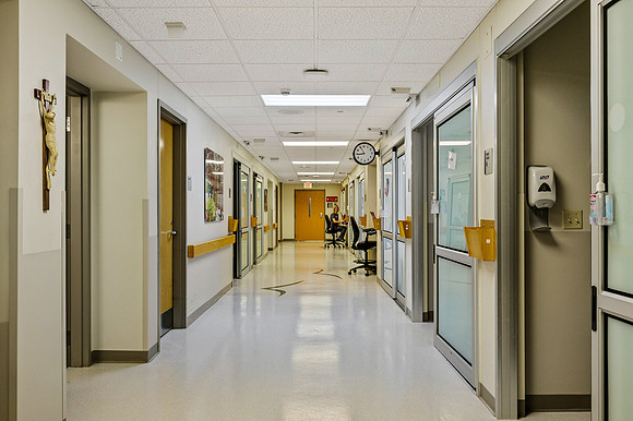 DCMC Surgical Suite-5