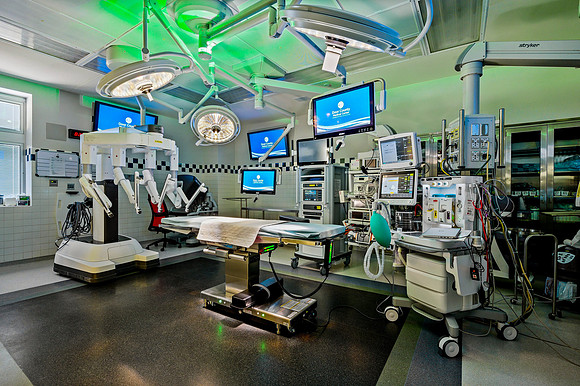 DCMC Surgical Suite-19