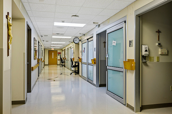 DCMC Surgical Suite-6
