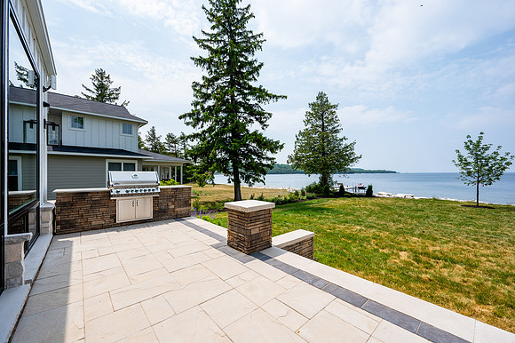 Bayshore Summer Exterior-11
