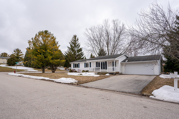 1545 Iowa Place Sturgeon Bay-25