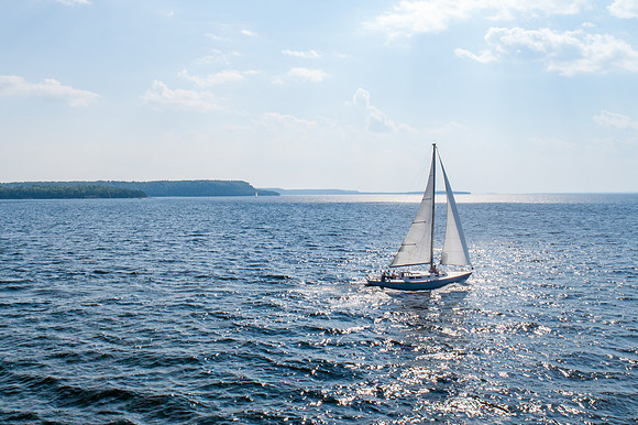 PassageNorthSailDoorCounty-01