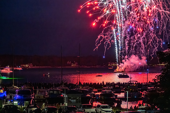 Egg Bay Fireworks-203