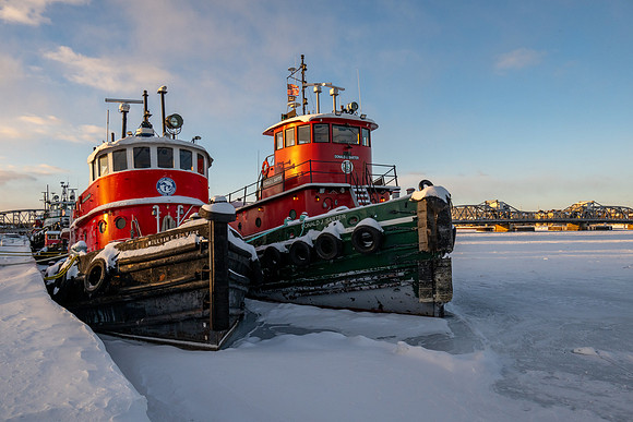 Sturgeon Bay Waterfront Golden Hour Winter-15
