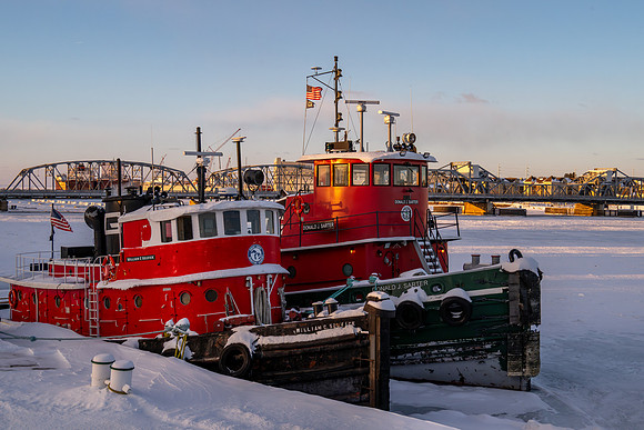 Sturgeon Bay Waterfront Golden Hour Winter-16