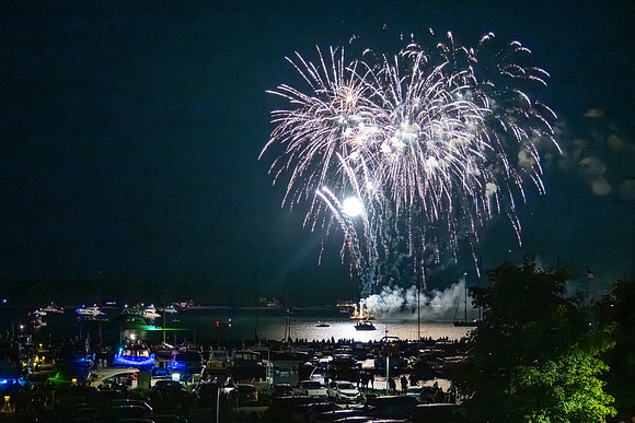 Egg Bay Fireworks-515