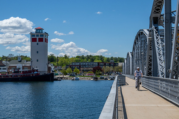 Sturgeon Bay Walk About Spring-113