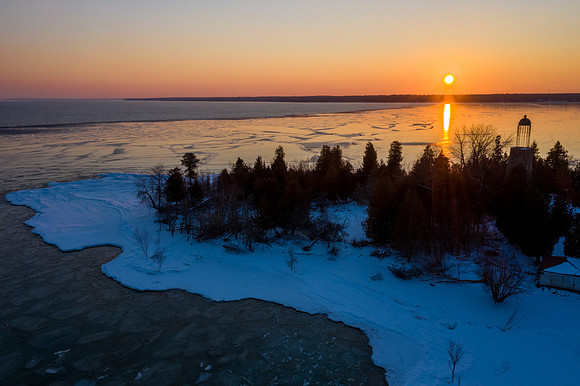 02-20-2021-Dan Eggert-Birdcage Lighthouse Baileys Harbor-5