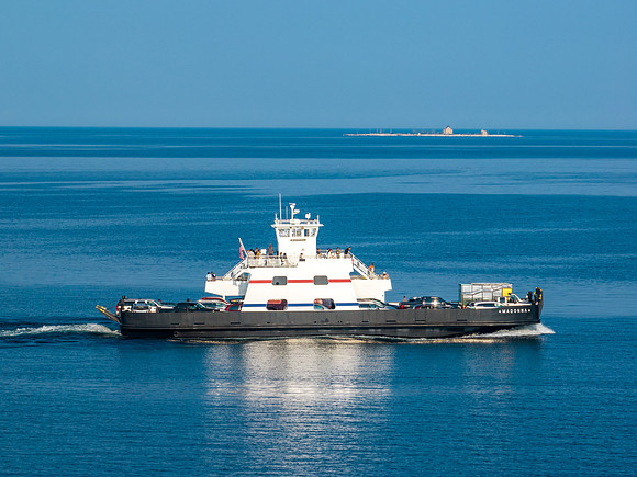 Ferry Zoomed-164-HDR