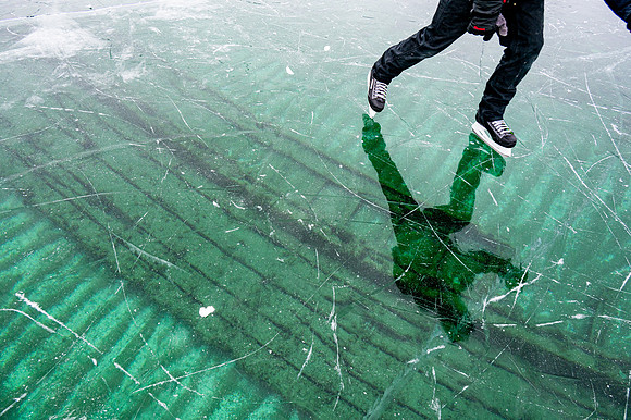 Frozen Fleetwing Ice Skaters-44