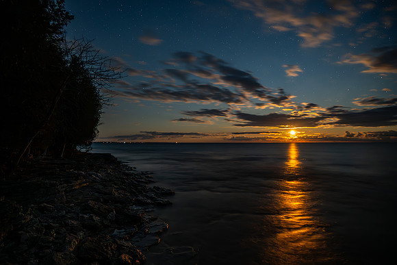 Cave Point Moonrise-3