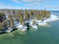 Cave Point Winter Icicles-9
