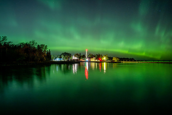 Ship Canal Northern Lights October 2024-4