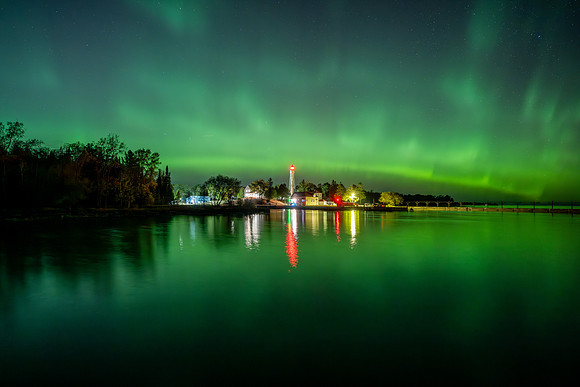 Ship Canal Northern Lights October 2024-4