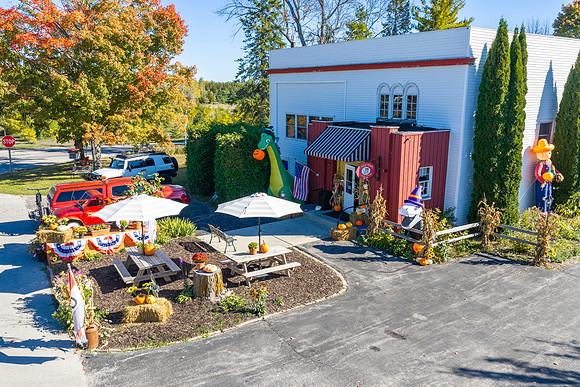 Uncle Toms Candy Store Fall 2026-3