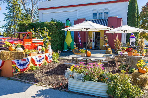 Uncle Toms Candy Store Fall 2026-17