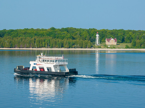 Ferry Zoomed-101-HDR
