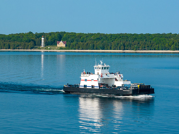 Ferry Zoomed-146-HDR