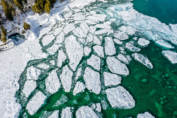 CavePointIce-157-HDR