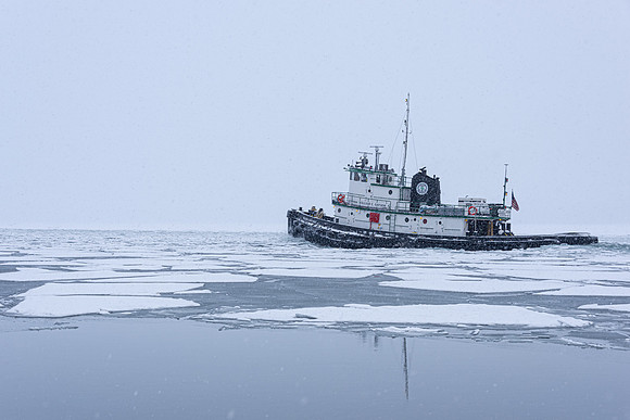 William C Gaynor Tug Snowy John J Boland winter arrival assist-4