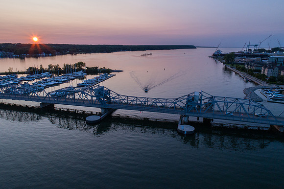 SteelBridgeSunset-01