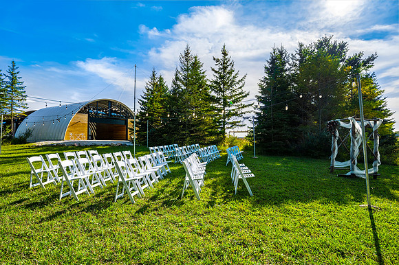 Thyme Hoop House Wedding Setup-9