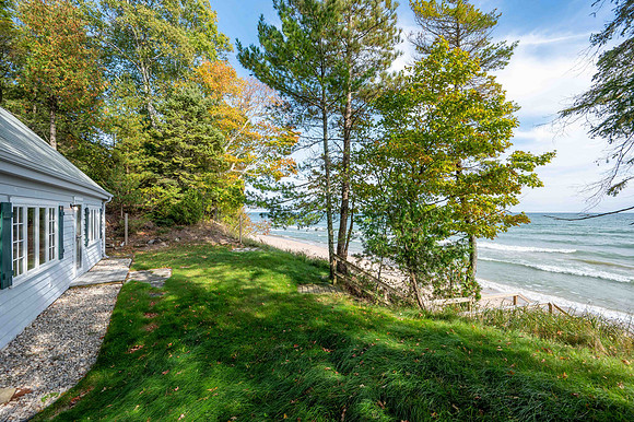 6934 Hwy 57 Baileys Harbor-32
