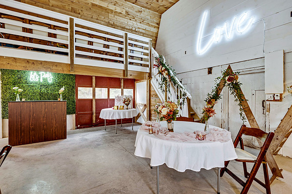 Sweedish Orchard Farm Barn Setup-3