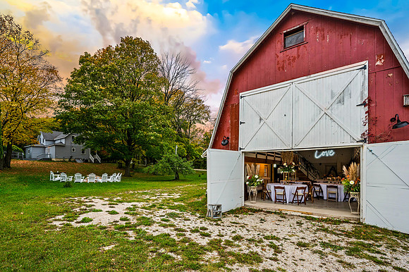 Sweedish Orchard Farm Barn Setup-15