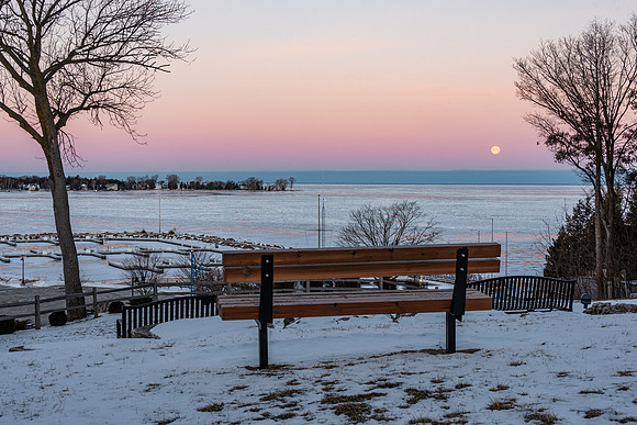 01-28-2021-Dan Eggert-Full Moon setting Egg Harbor-1