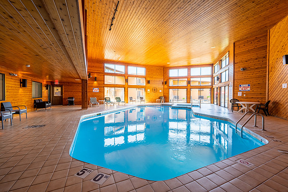Pine Grove Resort 2022-28