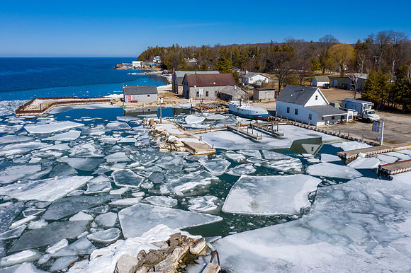 03-19-2021-Dan Eggert-Gills Rock Fish tug Ice-1