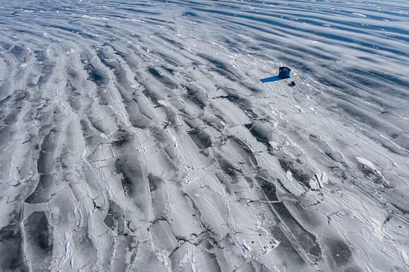 01-23-2021-Dan Eggert-Little Sturgeon Wave Point Ice Fishing-7