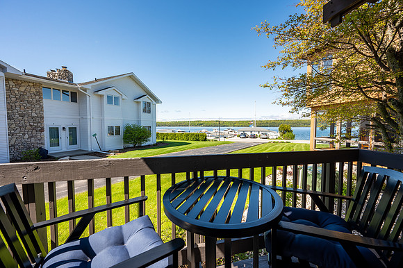Pine Grove Resort 2022-12