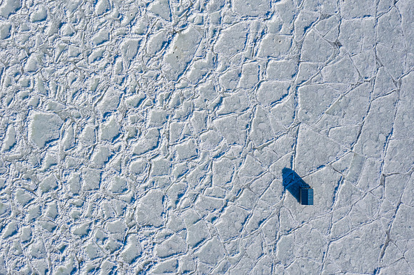 01-23-2021-Dan Eggert-Little Sturgeon Outer Ice Fishing-3