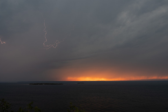 Lightning-395